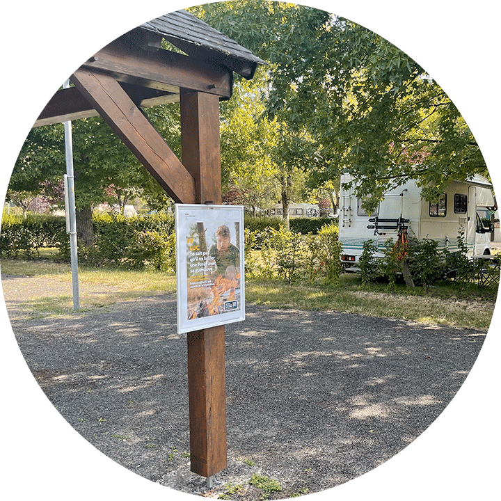 Réseau-Com'Camping---Publicité-dans-les-laveries-des-camping---Groupe-Com'Unique